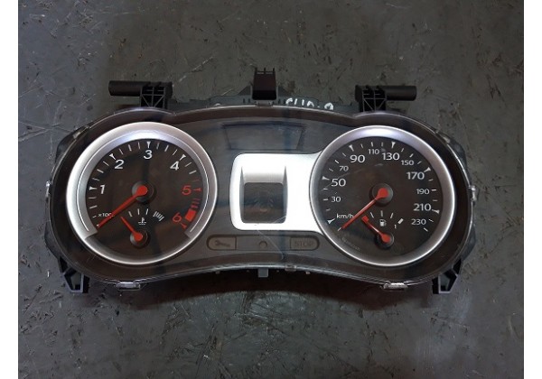 Панель приладів Renault Clio III, 8201060299A